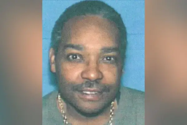 Timothy Smith máma 104