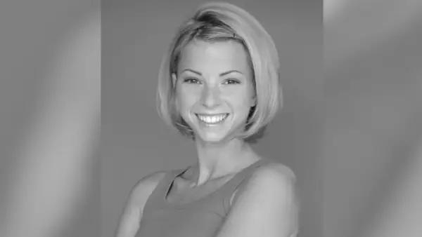 Ashley Tvoje ruky