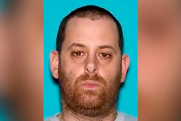 Un fullet de l'FBI de Michael James Pratt