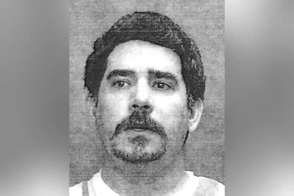 Charles Ray Vine River Valley Killer 1