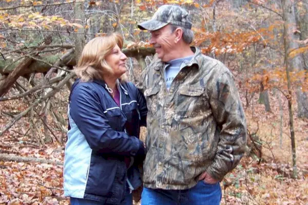 Joel Sr. Lisa Hfth 401