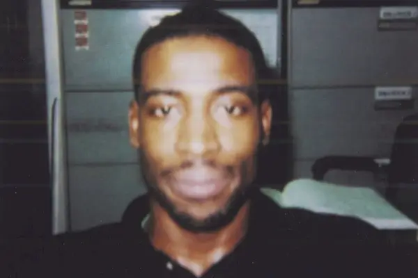 Messiah Justice vystupoval v sezóně 2 New York Homicide, epizoda 17