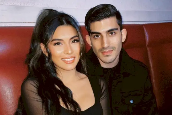 Une photo personnelle d'Ana et Ali Abulaban