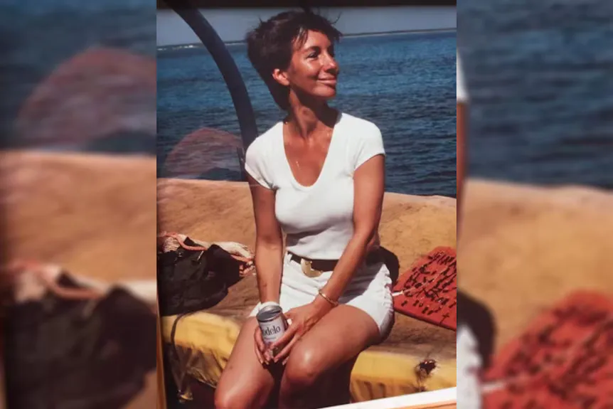 Nancy Neu a l'aigua' typeof='foaf:Image' title=