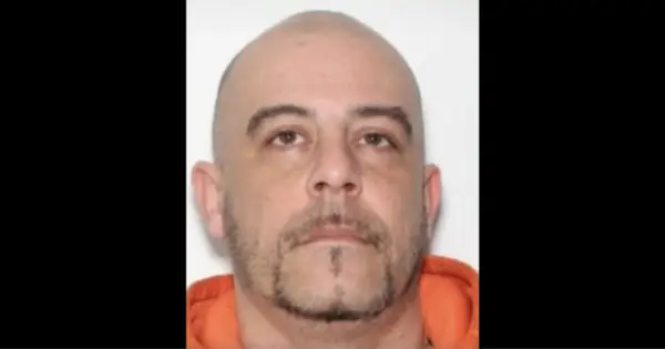 세스 라슨 머그샷