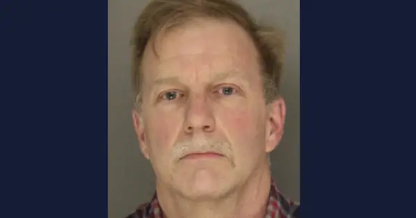 Foto policial de Andrew Voigt