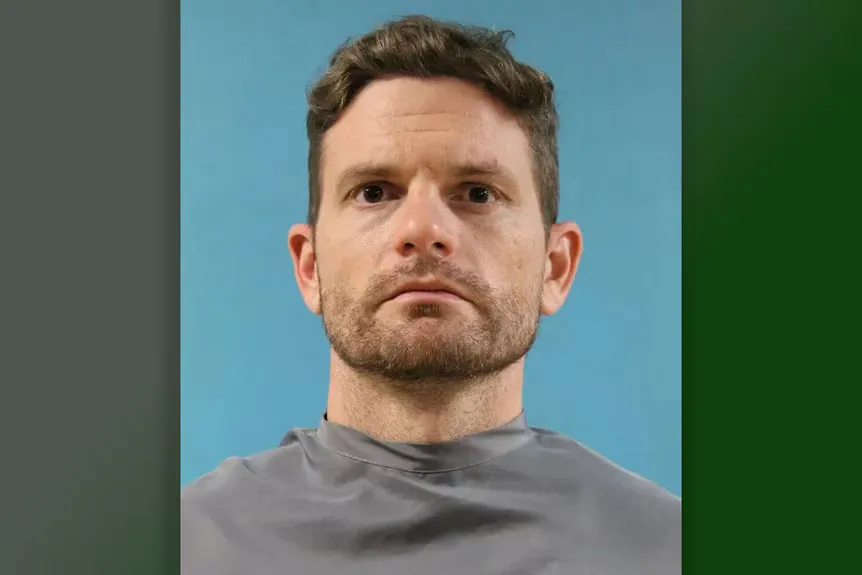 Policajná nádielka Andrewa Bearda' typeof='foaf:Image' title=