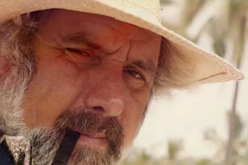 Guy Muldavin war in „Lady Of The Dunes“ zu sehen' typeof='foaf:Image' title=