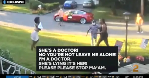 Dentystka oskarżona o próbę zamordowania nowej dziewczyny swojego byłego narzeczonego, udając na miejscu miłosiernego Samarytanina