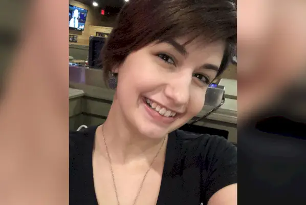 Мужчина, который месяцами выдавал себя за свою бывшую девушку в сообщениях ее семье, признан виновным в ее убийстве