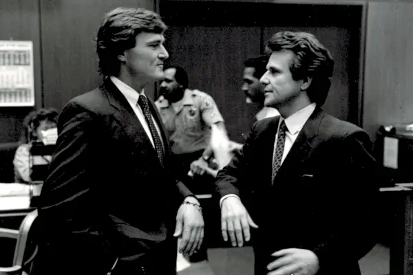 Is Ray Buckey ooit schuldig bevonden? Waarom advocaat Danny Davis tot op de dag van vandaag de medewerker van de McMartin-kleuterschool bijstaat