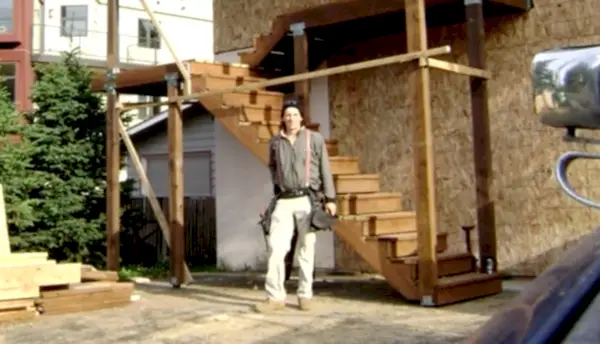 イスラエル・キーズの同僚が連続殺人犯との仕事がどんな感じだったかを語る