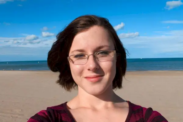 이 남자는 새로 임신한 해병의 아내를 살해한 이유가 무엇이라고 말했나요?