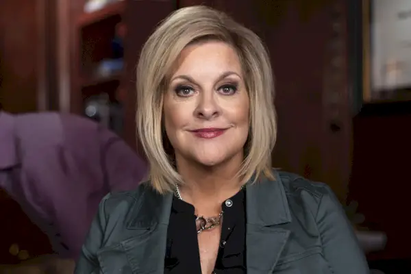 Un uomo ha tenuto prigioniera una famiglia di Washington e li ha torturati in scioccanti 'omicidi in una villa