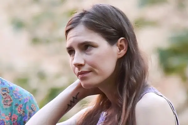 Amanda Knox dice che non sarebbe diventata così diffamata senza il soprannome di 'Foxy Knoxy