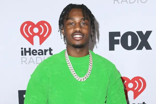 Mand sigtet for drabsforsøg under skyderi af rapperen Lil Tjay