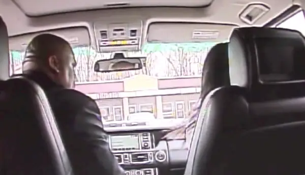 Продавец автомобилей, ставший детективом-любителем, помог разоблачить ортопеда и его любовницу, замышлявших убийство