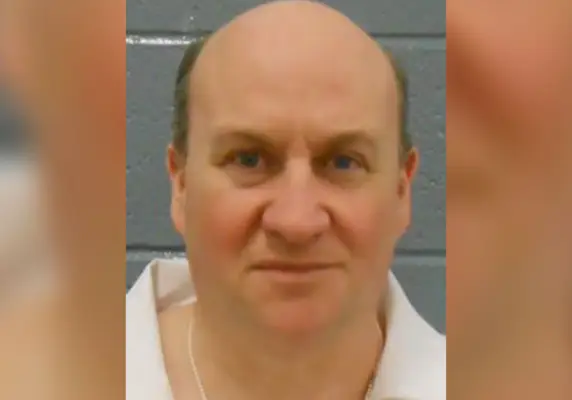 Eks-politimand skyldig i lærers årtier gamle voldtægt, der blev efterforsket på 'Cold Justice: Sex Crimes