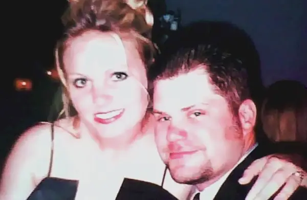 Vrouw schiet man in koelen bloede neer en ontmaskert 'meester-slaaf'-overeenkomst