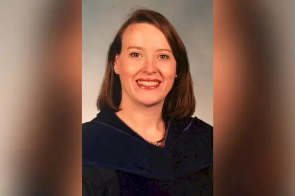 Melissa Lewis Bib 404