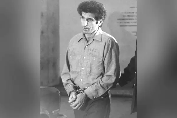 „Łatwo go było dostać w programie” – kim był „Dusiciel ze wzgórza” Angelo Buono?