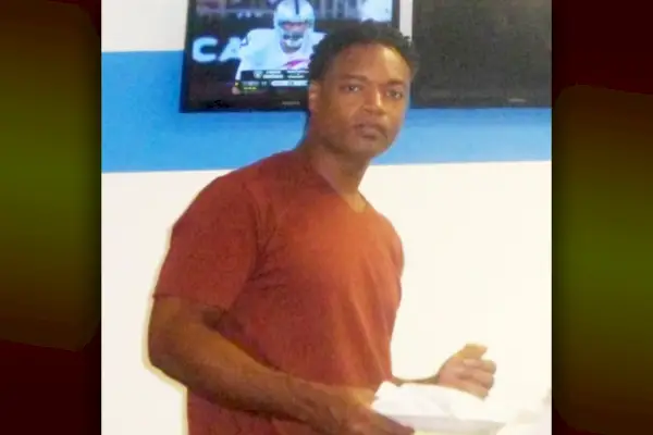 Jeg vil have stor fornøjelse af at rive hende fra hinanden,' skriver aspirerende skuespiller i en skræmmende note før mord