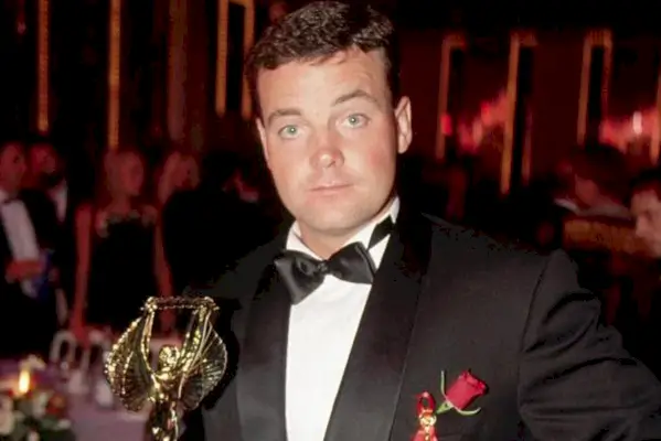 John Wayne Bobbitt의 성형외과 의사가 전 국민을 사로잡았던 수술을 회상하다