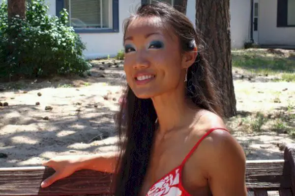 Dowody ze sceny z Rebeccą Zahau, które rodzą pytania, czy jej śmierć była samobójstwem