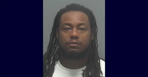 Earl Antonio Joiner a assassiné Heyzel Obando, 26 ans, a indiqué la police. (Photo d'identité : service de police de Fort Myers)