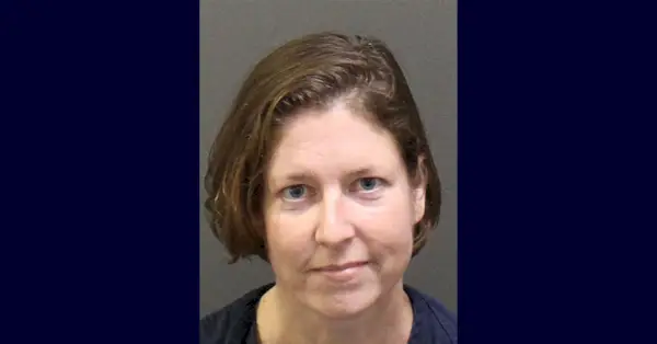 Nach Angaben der Behörden hat Sarah Boone ihren Freund Jorge Torres Jr. ermordet. (Fahndungsfoto: Gefängnis von Orange County)