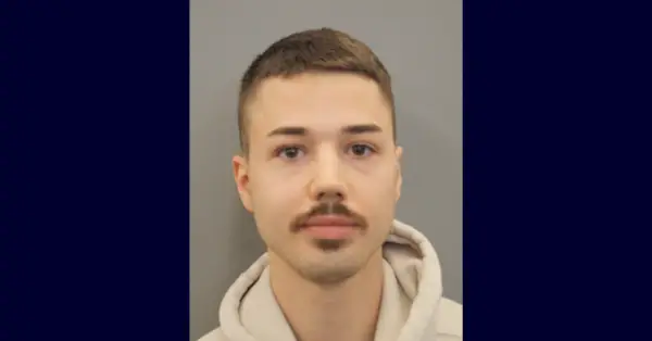 James Lewis Spencer III skød og dræbte Sean Connery Showers efter at have lokket ham til en park, sagde myndighederne. (Krusbillede: Houston Police Department)