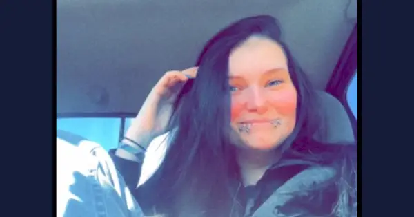 Uma foto mostra Morgan Bates.