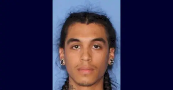 Giovanni Olivieri prend une photo de réservation Case Grande Police Department