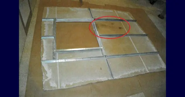 לוחות תקרה ואוורור לדירה בניו המפשייר שבה הרמוני מונטגומרי