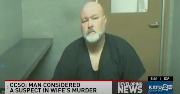 James Rummell møder op i retten