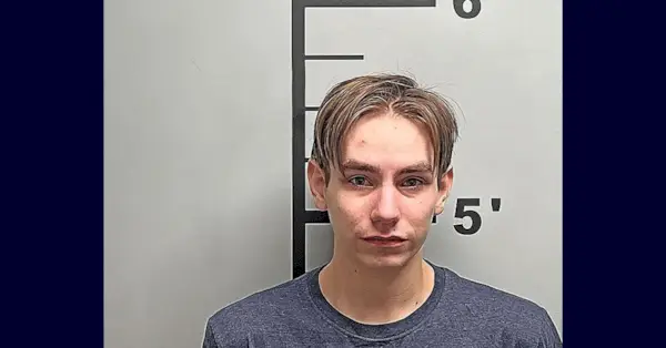 Le service de police de Bentonville réserve une photo de Reese Alexander Sullivan.