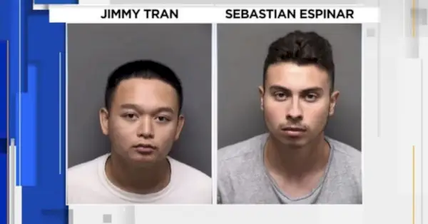 Джимми Тран и Себастьян Эспинар на фото в сюжете KSAT о стрельбе.