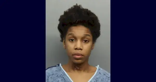 Destiny Lenai Johnson bestillingsbilde med tillatelse fra Miami Dade Corrections