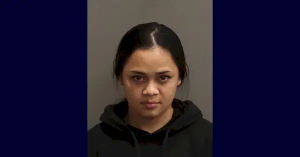 Arleth Bonilla vylákal Israela Tenienteho do jej bytového komplexu, aby ho zavraždil niekto iný, uviedla polícia. (Výstrel z hrnčeka: Metropolitan Nashville Police Department)