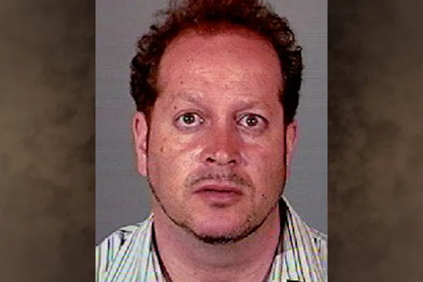 Perry March var med i Fatal Family Feuds sæson 2, afsnit 5' typeof='foaf:Image' title=