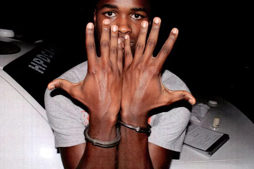 Aj Armstrong aparece en Prosecuting Evil con Kelly Siegler Temporada 2 Episodio 6' typeof='foaf:Image' title=