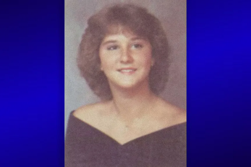 Kelly Fuss aparece en Fatal Family Feuds Temporada 2 Episodio 2' typeof='foaf:Image' title=