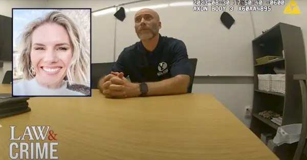 Kevinas Frankas kalbasi su policija; Ruby Franke pasirodo kairėje