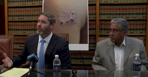 힌두교 브랜드 소송