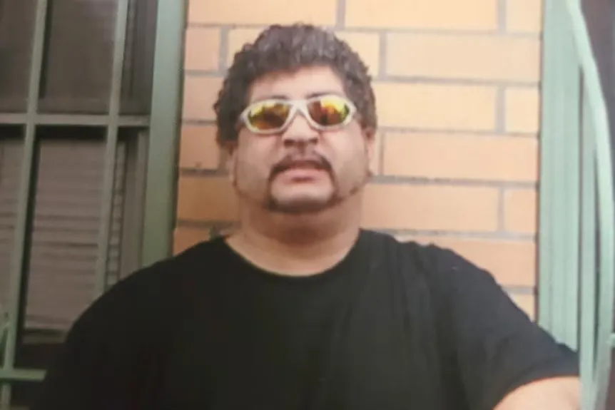 Luis Pérez aparece en el episodio 2 de la temporada 3 de New York Homicide' typeof='foaf:Image' title=