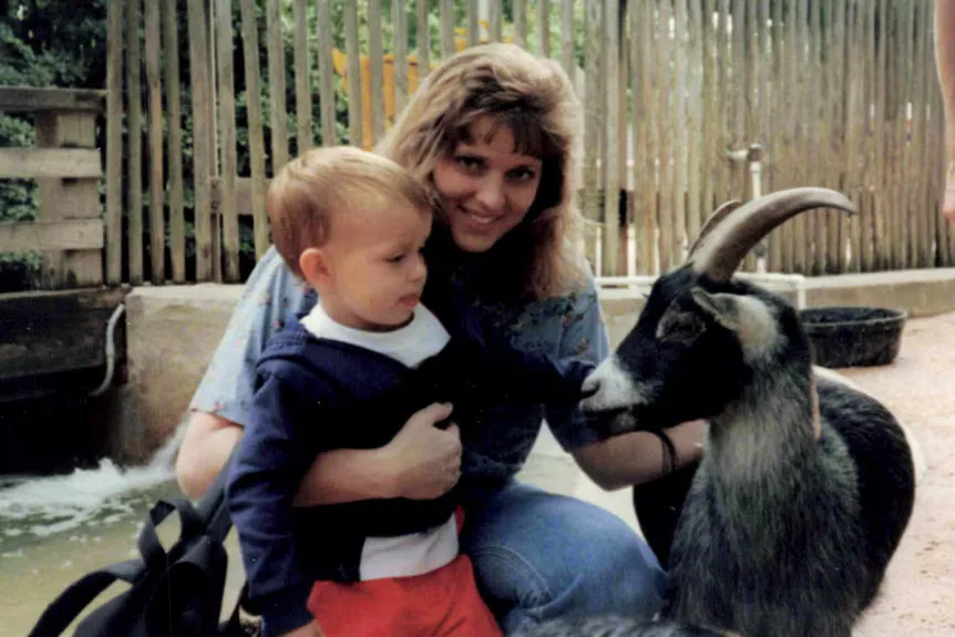 Prosecuting Evil 시즌 2 에피소드 1에 등장한 Belinda Temple' typeof='foaf:Image' title=