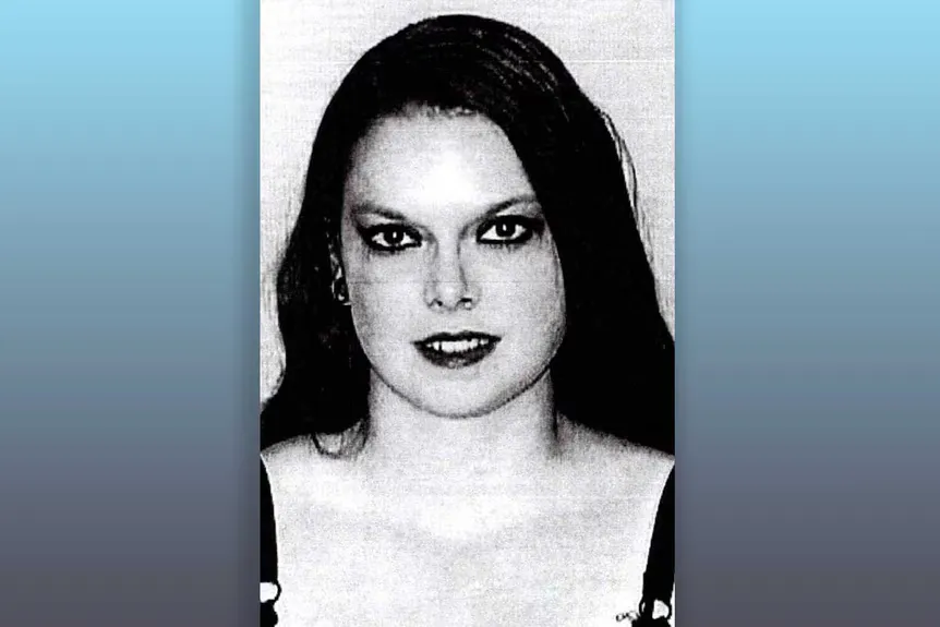 Cathleen Roth was te zien in Snapped Seizoen 34, Aflevering 13' typeof='foaf:Image' title=