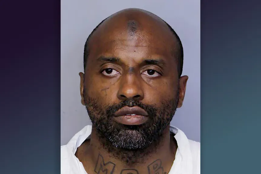 En politiudlevering af Keith Gibson' typeof='foaf:Image' title=