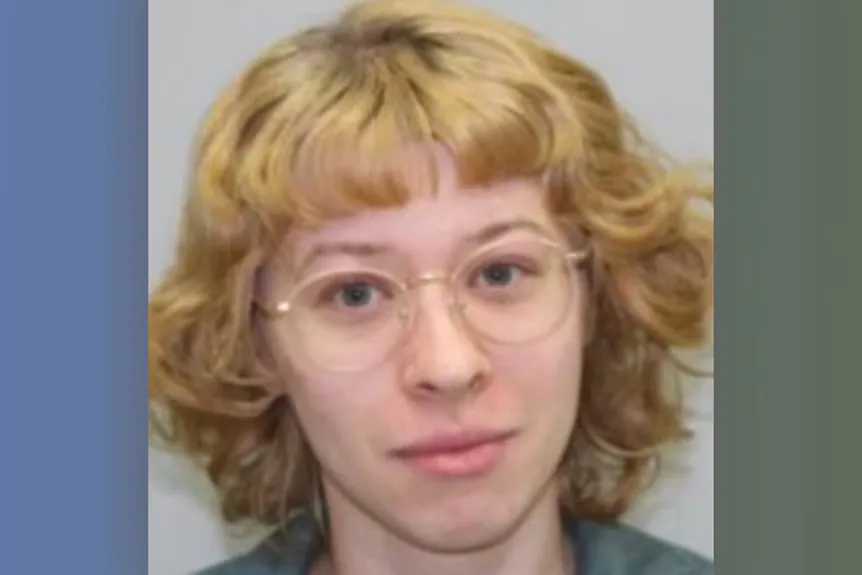 Эзра МакКэндлесс появился в 34-м сезоне 18-й серии Snapped.' typeof='foaf:Image' title=