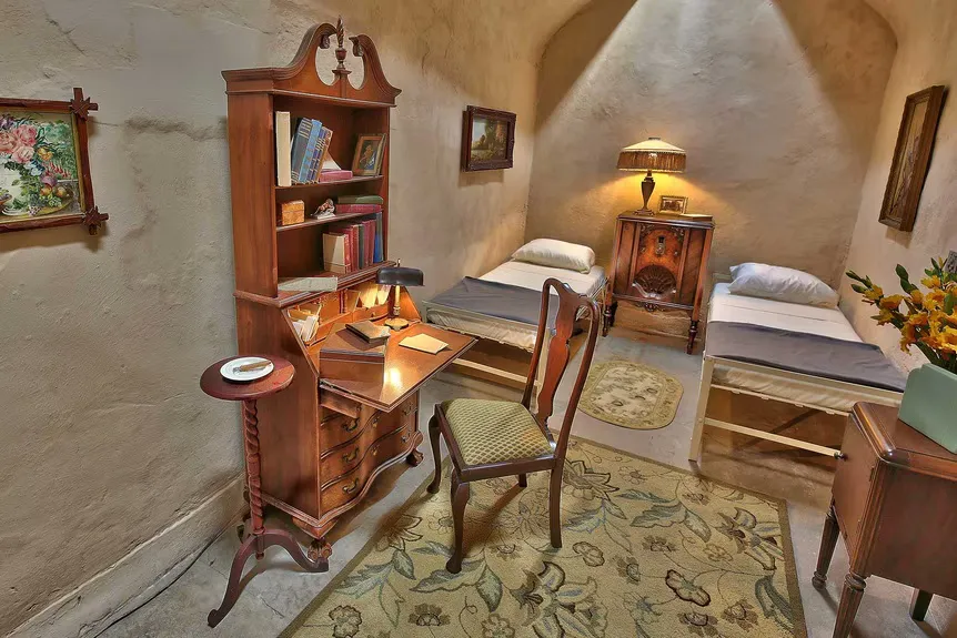 Rekreace Al Caponeho cely ve východní státní věznici' typeof='foaf:Image' title=